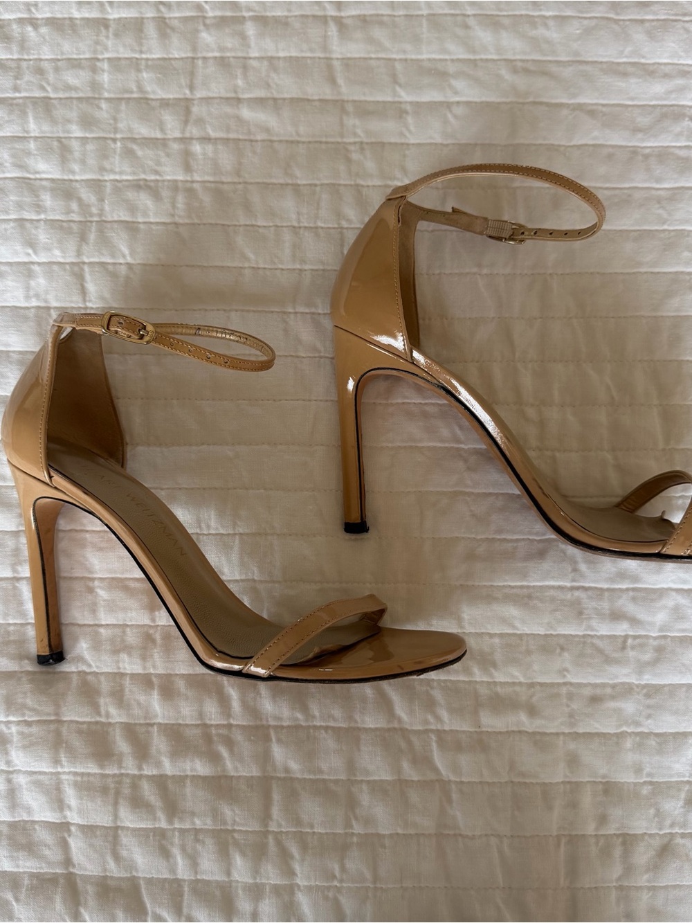 Stuart Weitzman Nudist Sandal - 7M